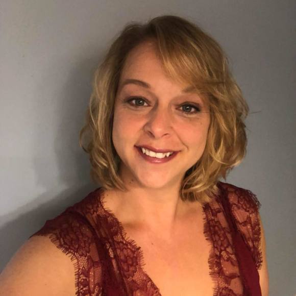 Meet your Posher, Jessica - Picture 1 of 1